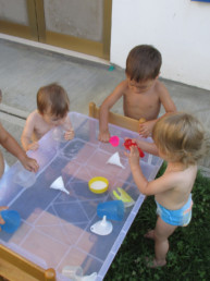 in piscina al nido